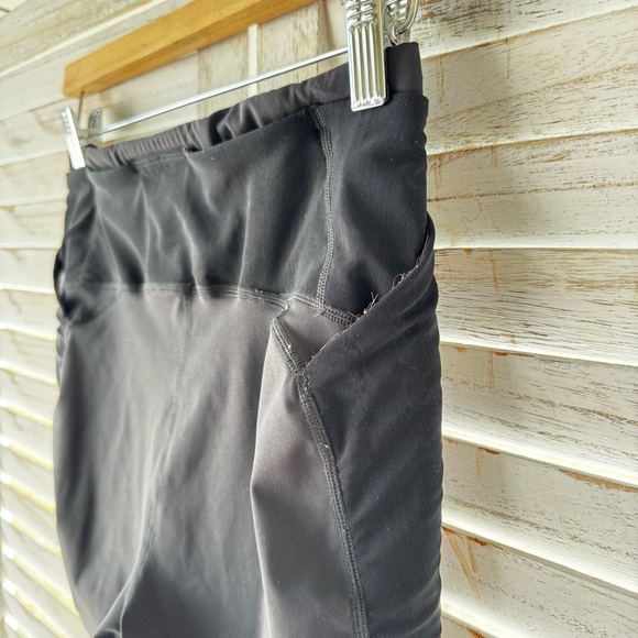 Janji | 3.5” Trail Short in Black - Picture 5 of 6